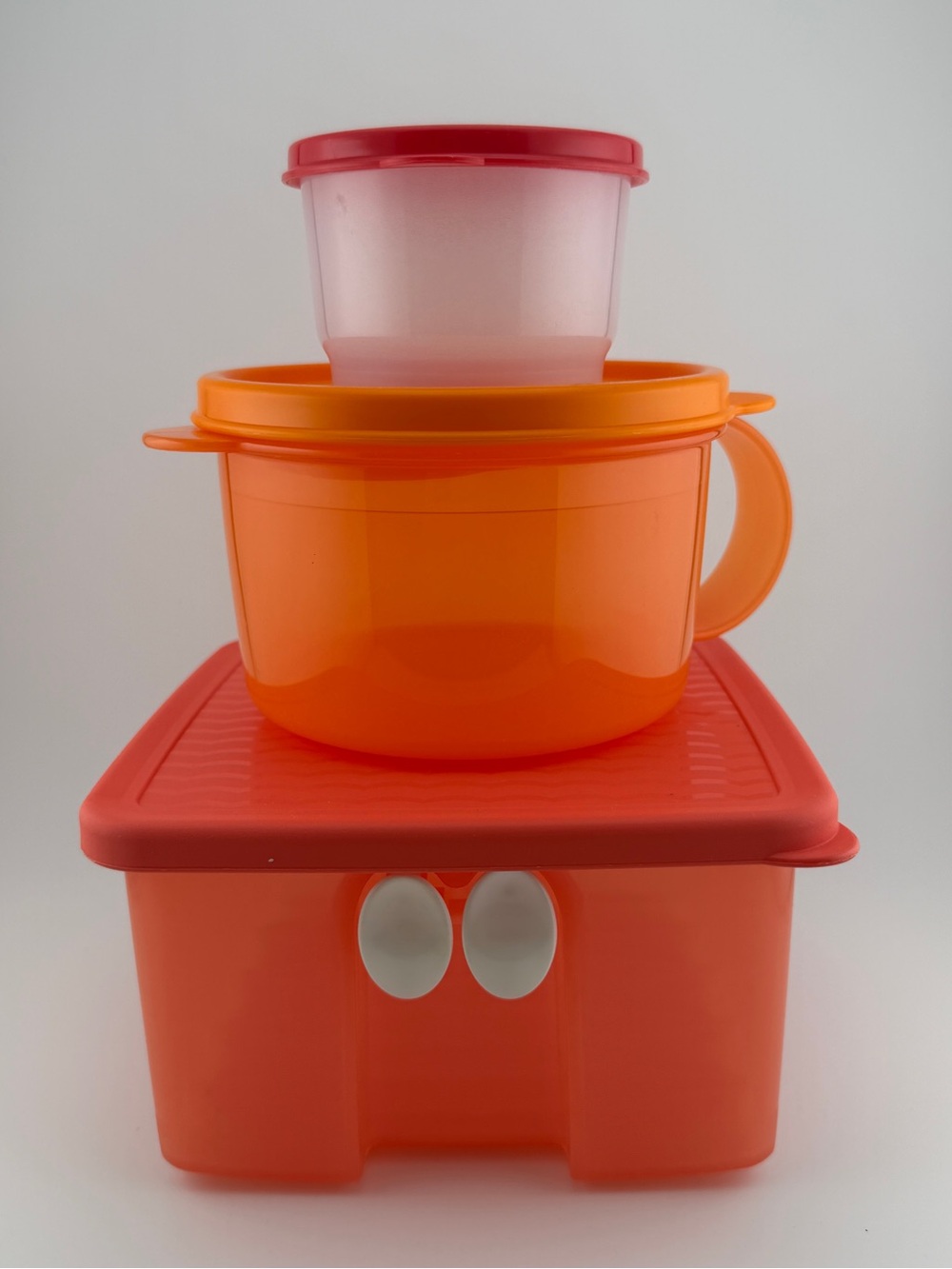 Tupperware Assortment Set Of 3 3994~3255~1229